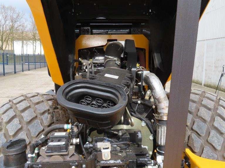 JCB VM118D Photo 10