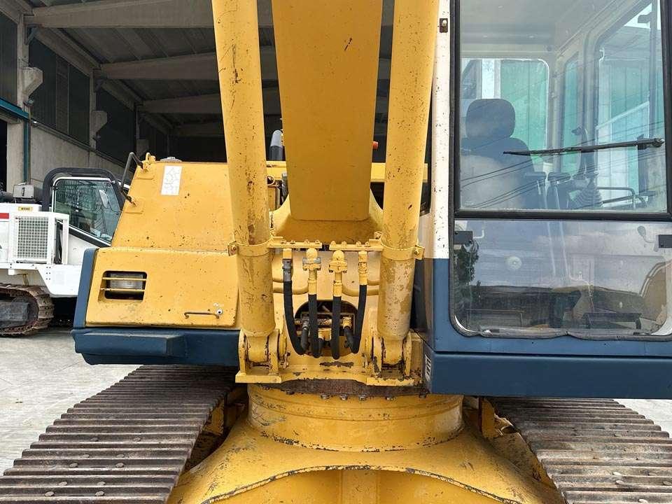 Komatsu PC180NLC-5K Photo 6