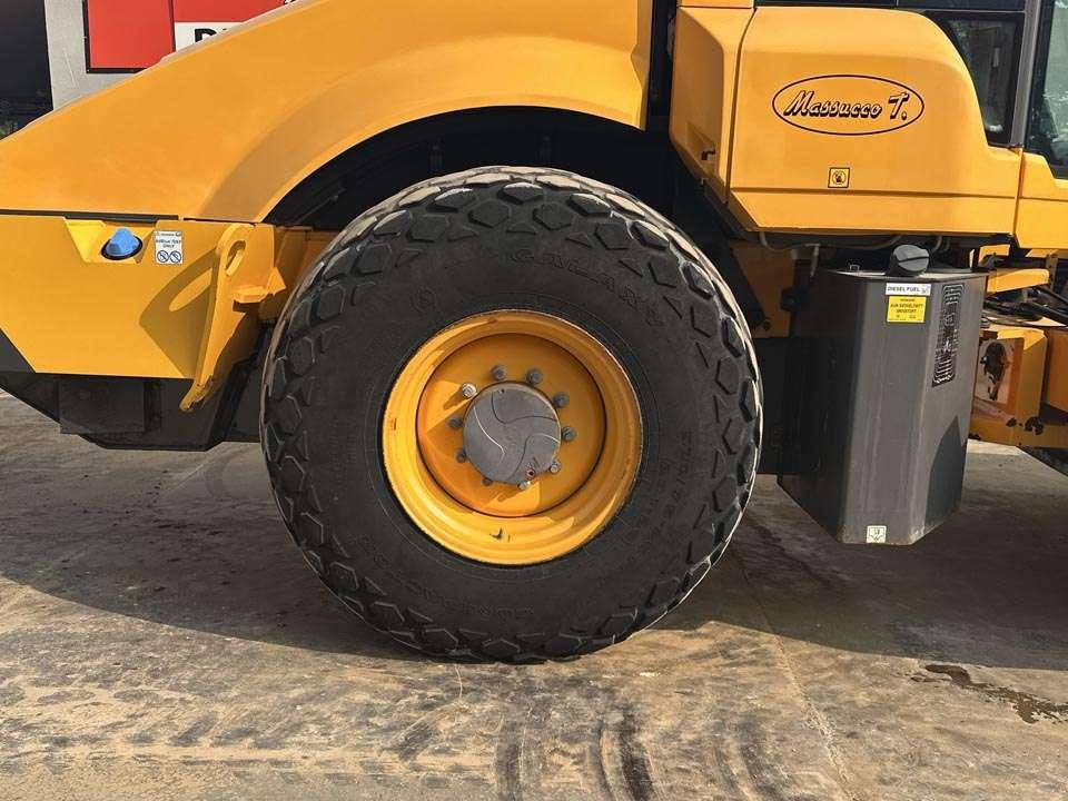 Volvo SD160B Photo 4