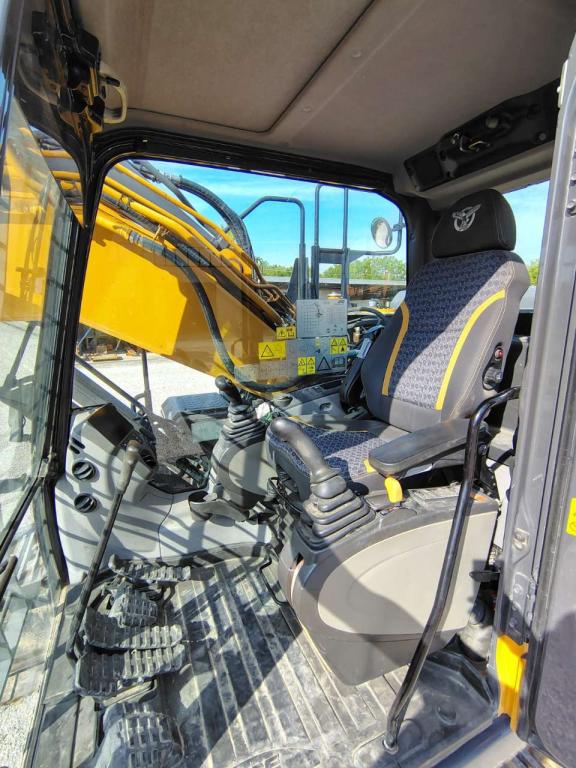 Case CX 240D Photo 23