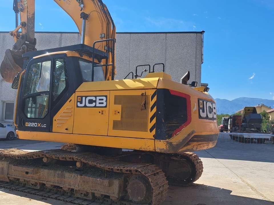 JCB 220XLC Photo 3