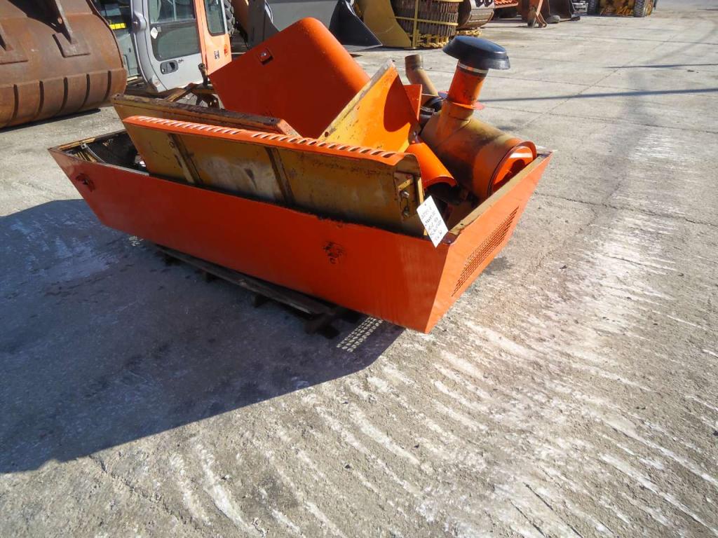 Hood and body panel for Fiat Hitachi FH300 Photo 1