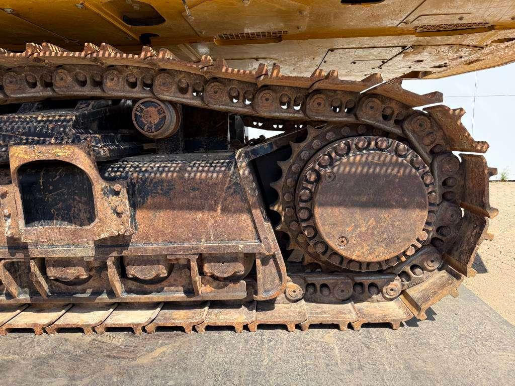 Caterpillar 390F - German Machine / Camera / Quick Coupler Photo 24