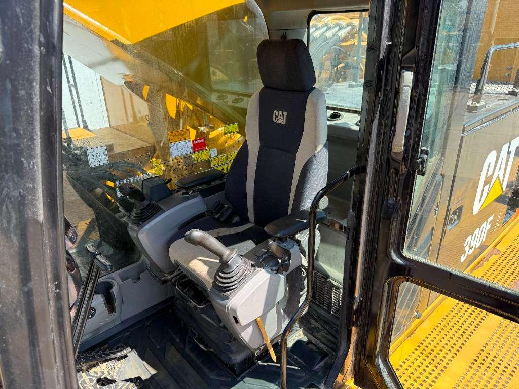 Caterpillar 390F - German Machine / Camera / Quick Coupler Photo 8