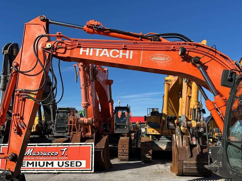 Hitachi ZX135US-6 Photo 7