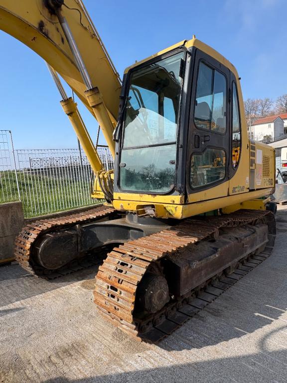 Komatsu PC160-6K Photo 2