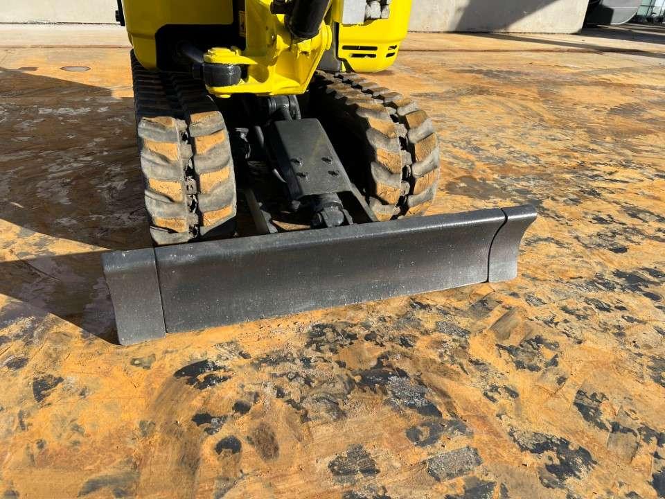 Yanmar SV08 Photo 5