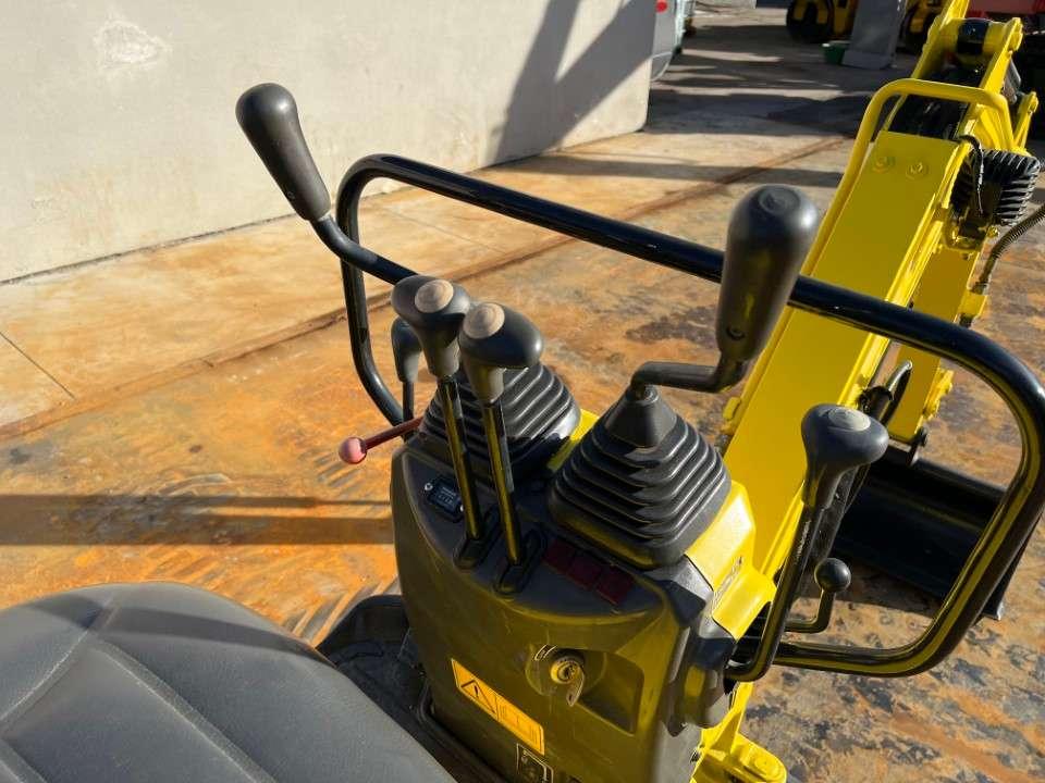 Yanmar SV08 Photo 7