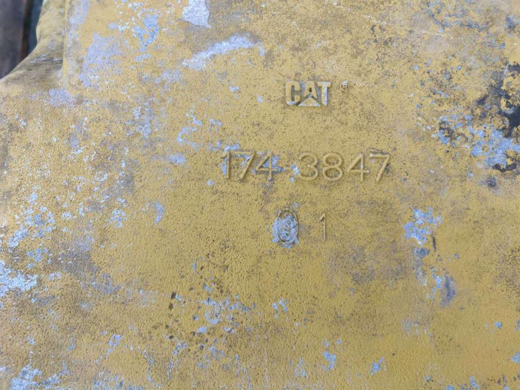 Oil pan for Caterpillar C9 Photo 2