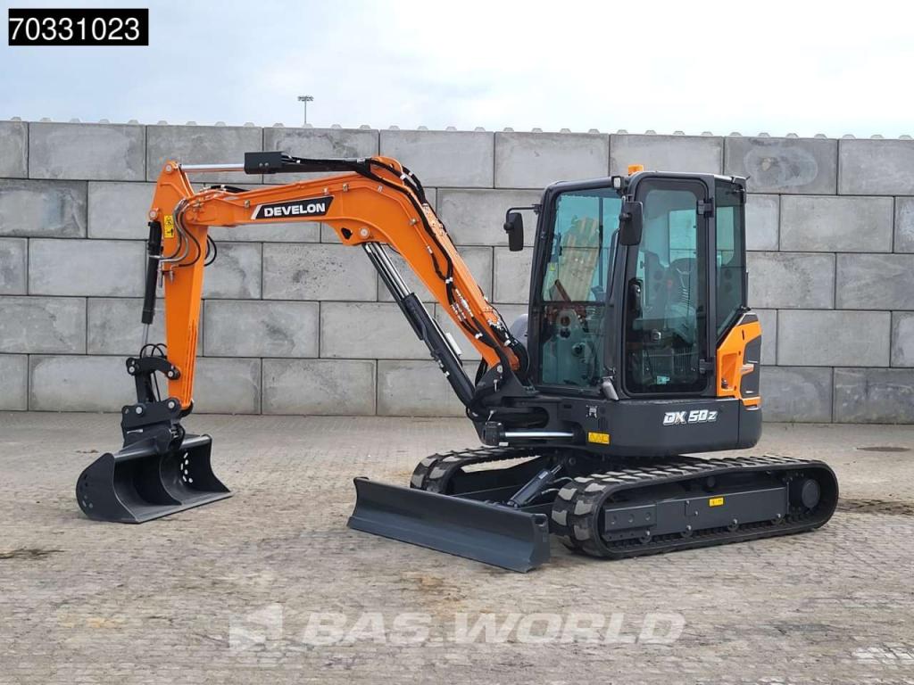 Doosan DX50 Z-7 Photo 3