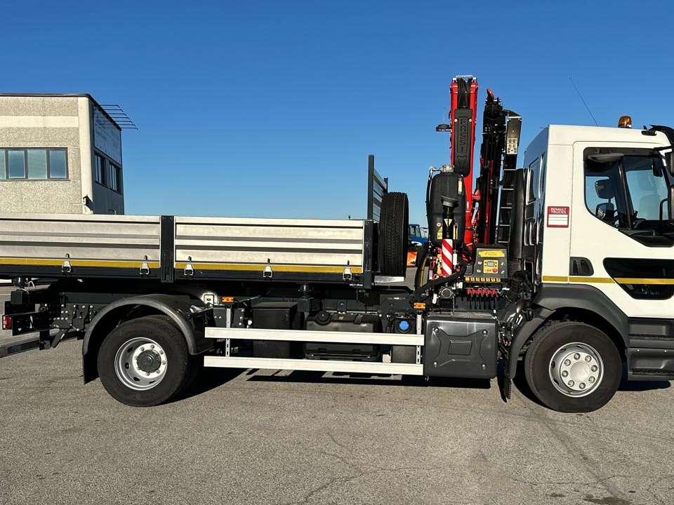 Renault D210 4x2 Photo 23