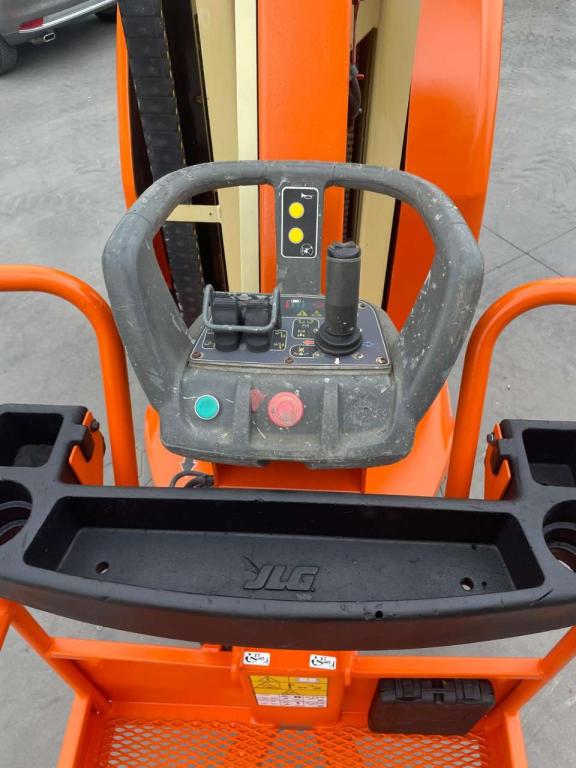JLG TOUCAN 10E Photo 4