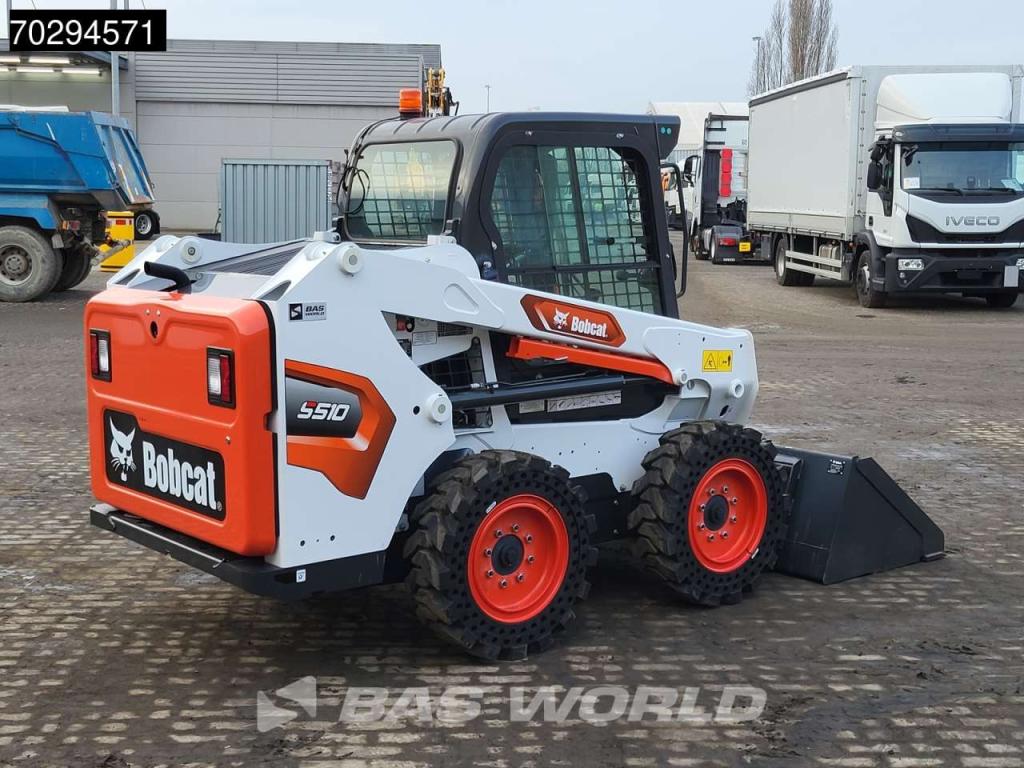 Bobcat S510 A/C - Cabin Photo 10