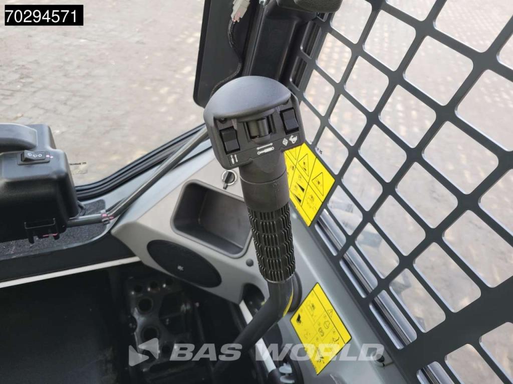 Bobcat S510 A/C - Cabin Photo 24