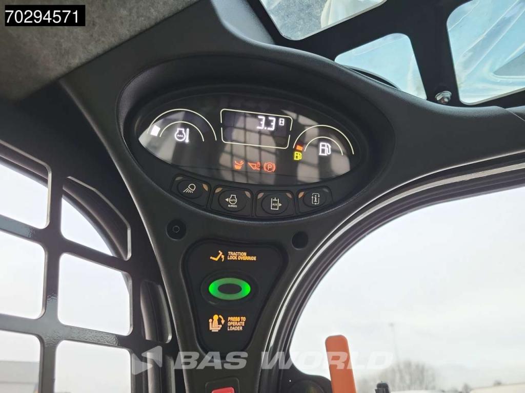 Bobcat S510 A/C - Cabin Photo 27