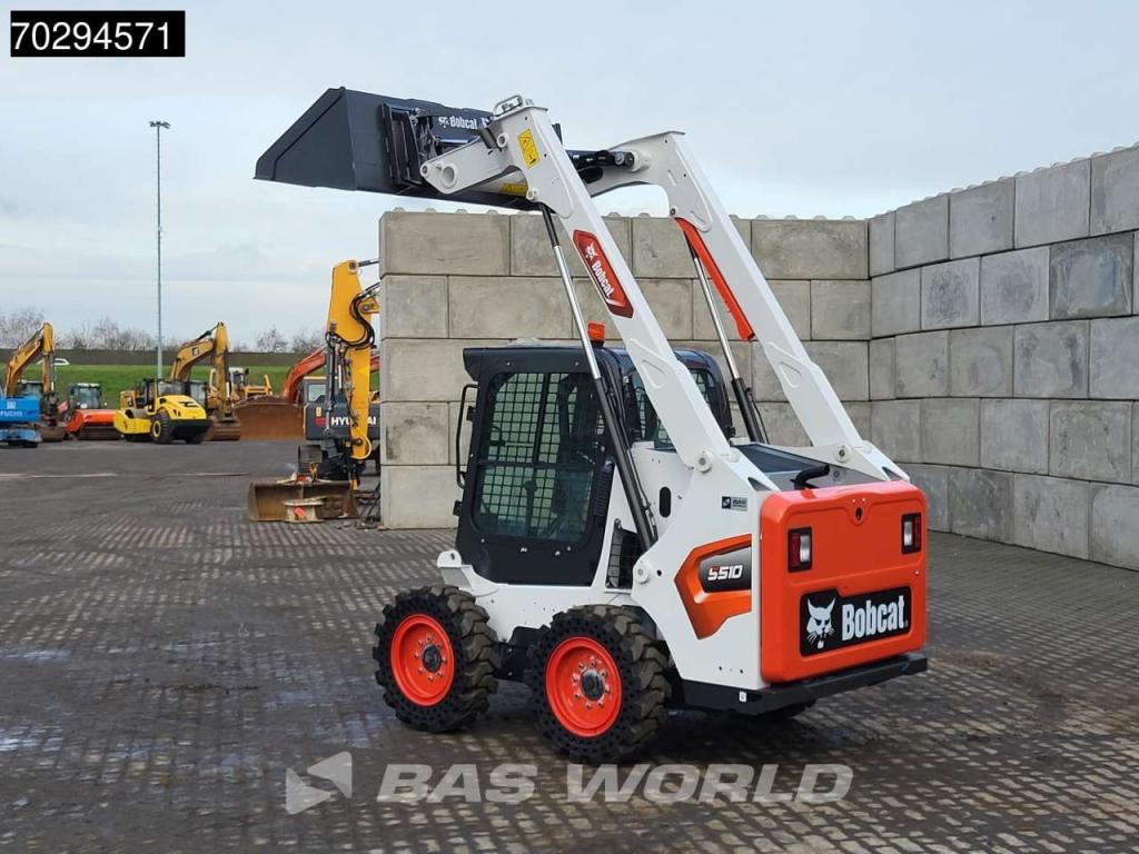 Bobcat S510 A/C - Cabin Photo 3