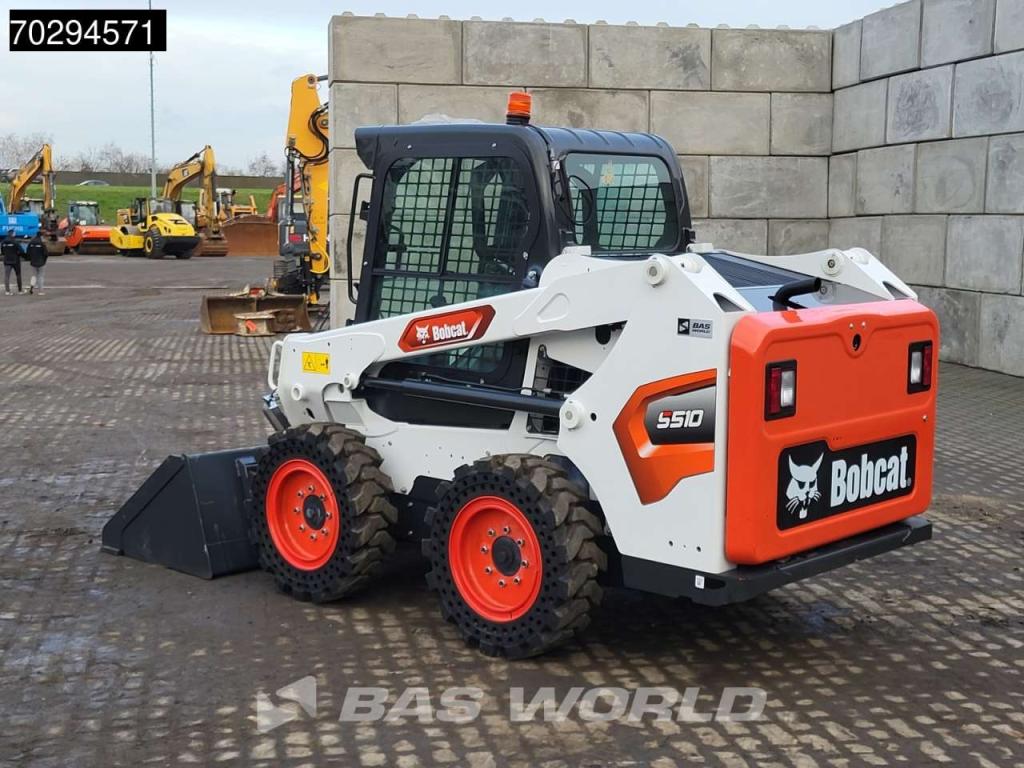 Bobcat S510 A/C - Cabin Photo 6