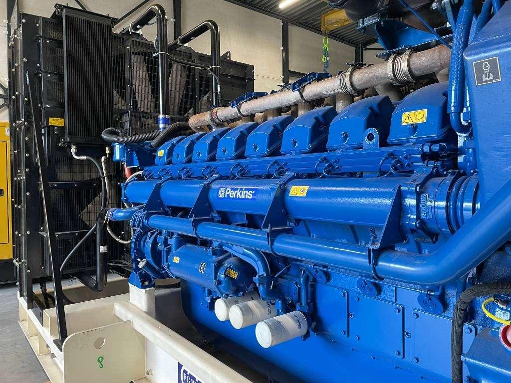 FG Wilson P2250-1 - 2250 kVA Genset - DPX-16034-O Photo 7