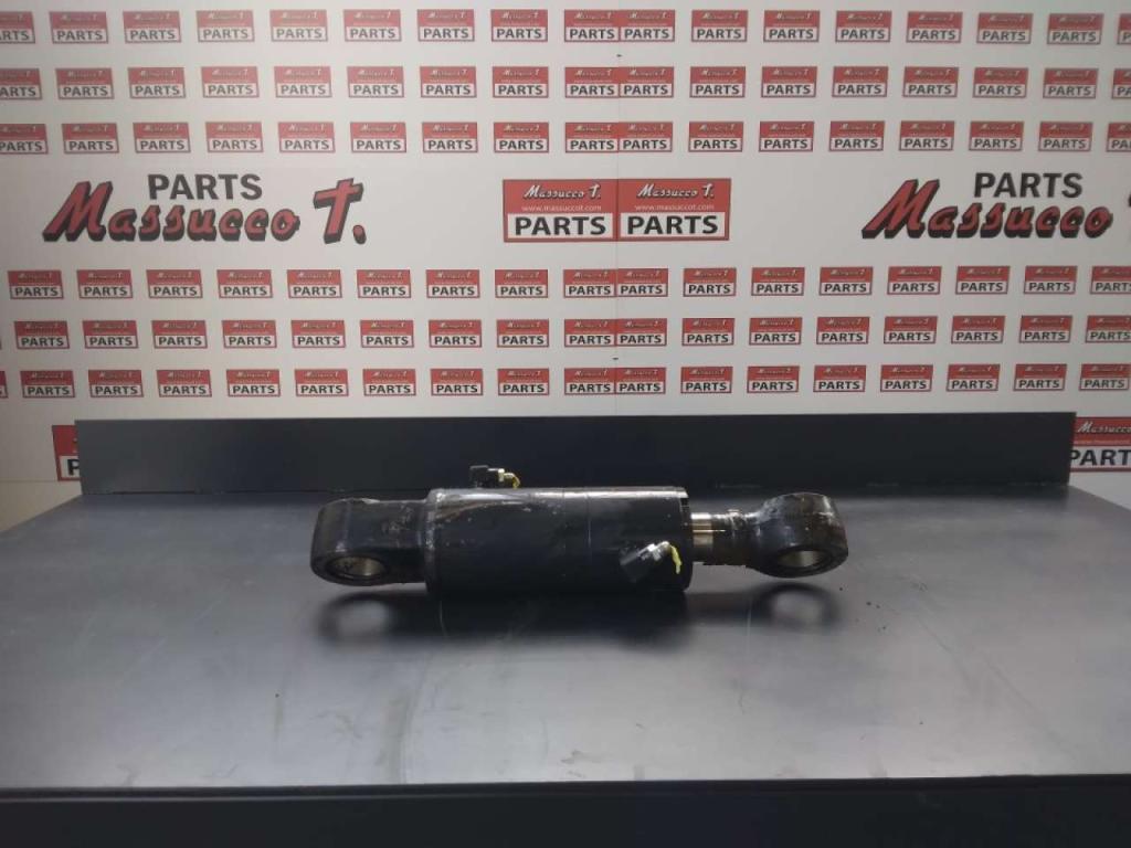Dozer blade cylinder for Hitachi ZX85US-3 Photo 3