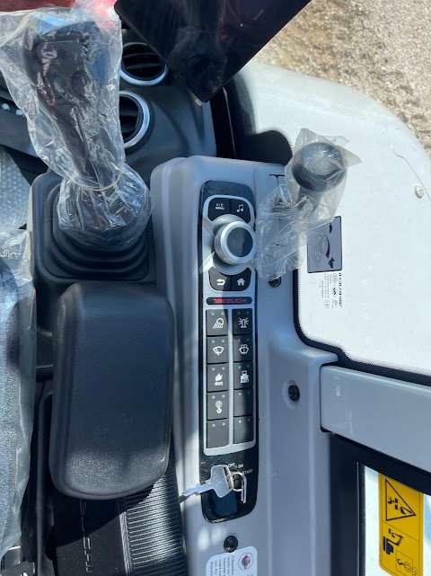 Takeuchi TB335R Photo 6