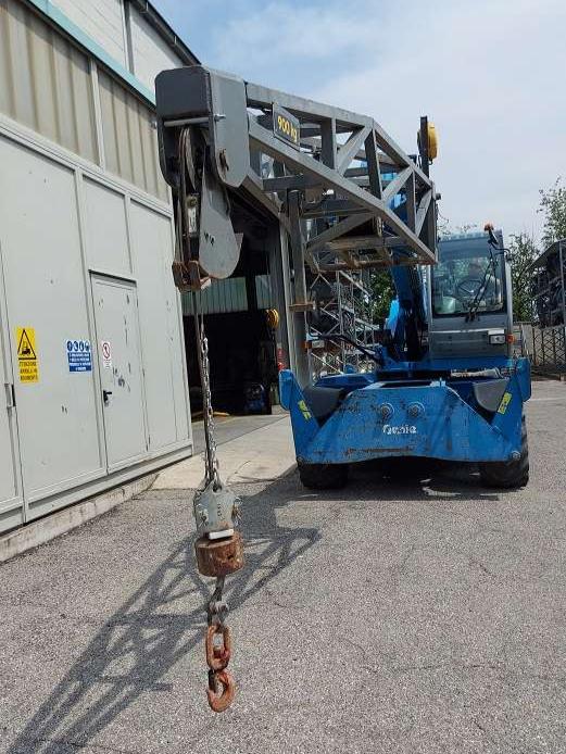 Terex - Genie Loader crane Photo 2