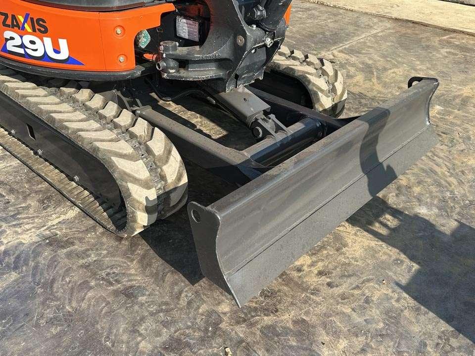 Hitachi ZX29U-3 CLR Photo 6