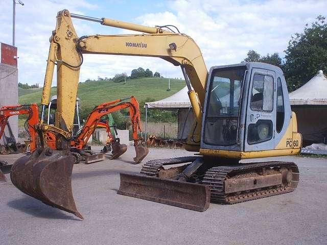 Komatsu PC60-7 Photo 5