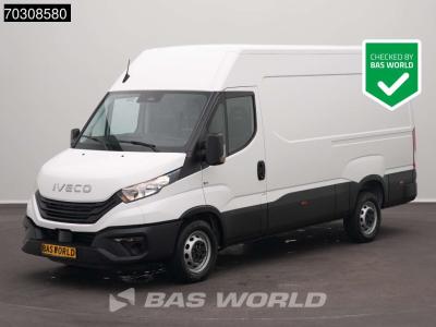 Iveco Daily 35S16 3.0L Automaat L2H2 3,5t Trekhaak 160PK Airco Camera CarPlay Parkeersensoren Euro6 L2 26 sold by BAS World B.V.