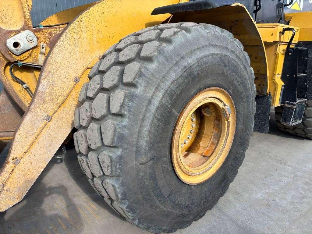 Caterpillar 966K Photo 16