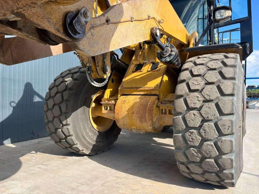 Caterpillar 966K Photo 25