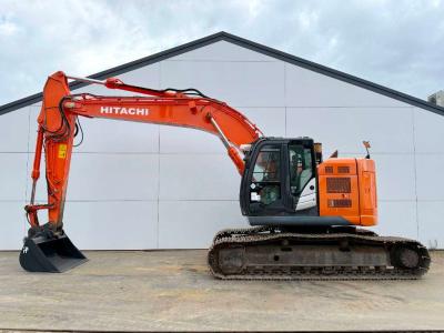 Hitachi ZX225LC-5B - New Bucket / Automatic Greasing / CAM sold by Boss Machinery