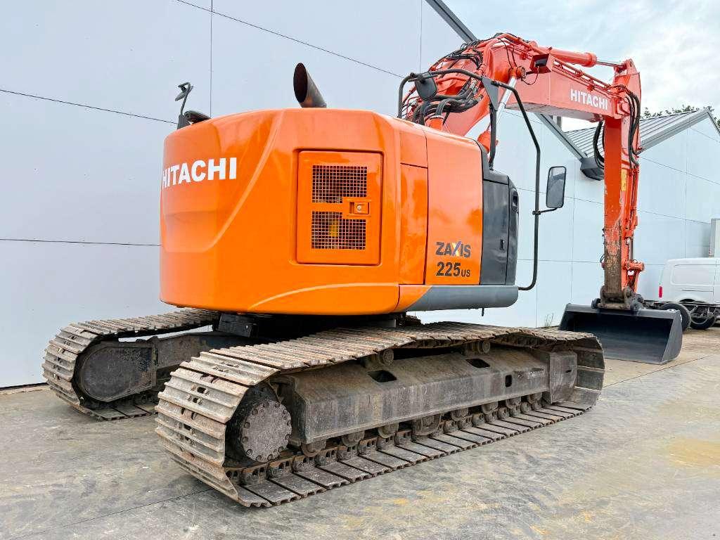 Hitachi ZX225LC-5B - New Bucket / Automatic Greasing / CAM Photo 5