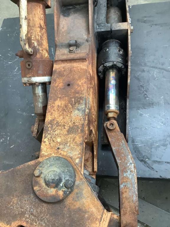 Front axle for JLG LIFT 450 AJ Photo 4