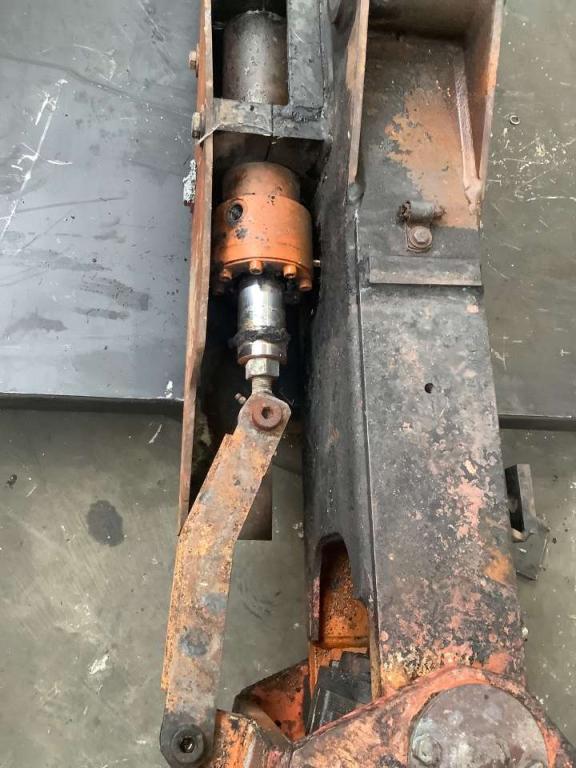 Front axle for JLG LIFT 450 AJ Photo 5