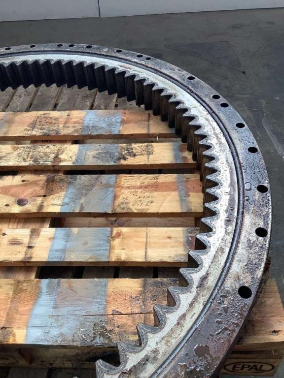 Slewing ring for Hitachi ZX280LCN-3 Photo 2