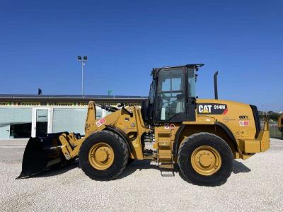 Caterpillar 914 M sold by Zeta Macchine Srl