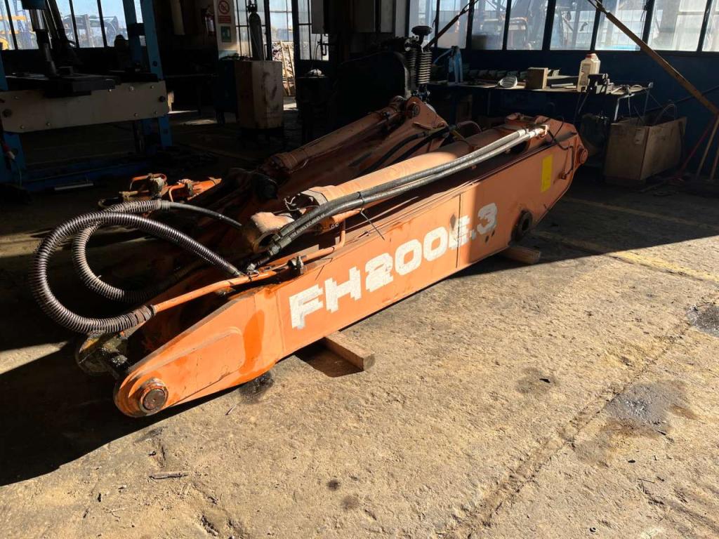 Fiat Hitachi FH200-3 Photo 19