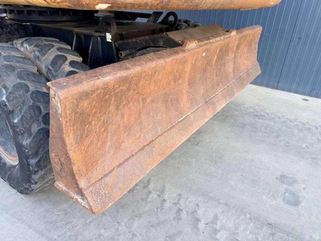 Caterpillar M318C Photo 10