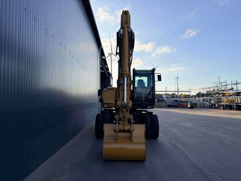 Caterpillar M318C Photo 11