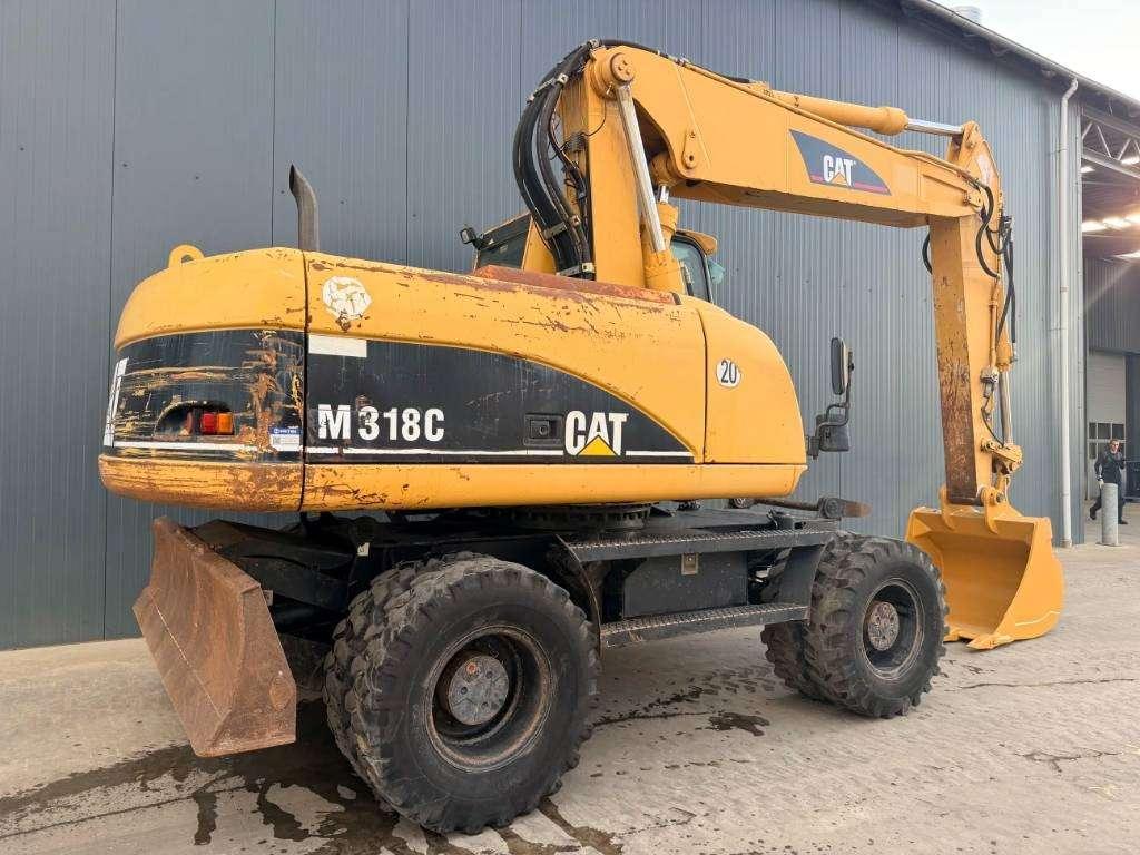 Caterpillar M318C Photo 4