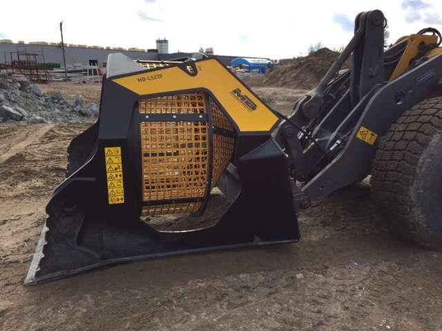 MB CRUSHER MB-LS220 Photo 1