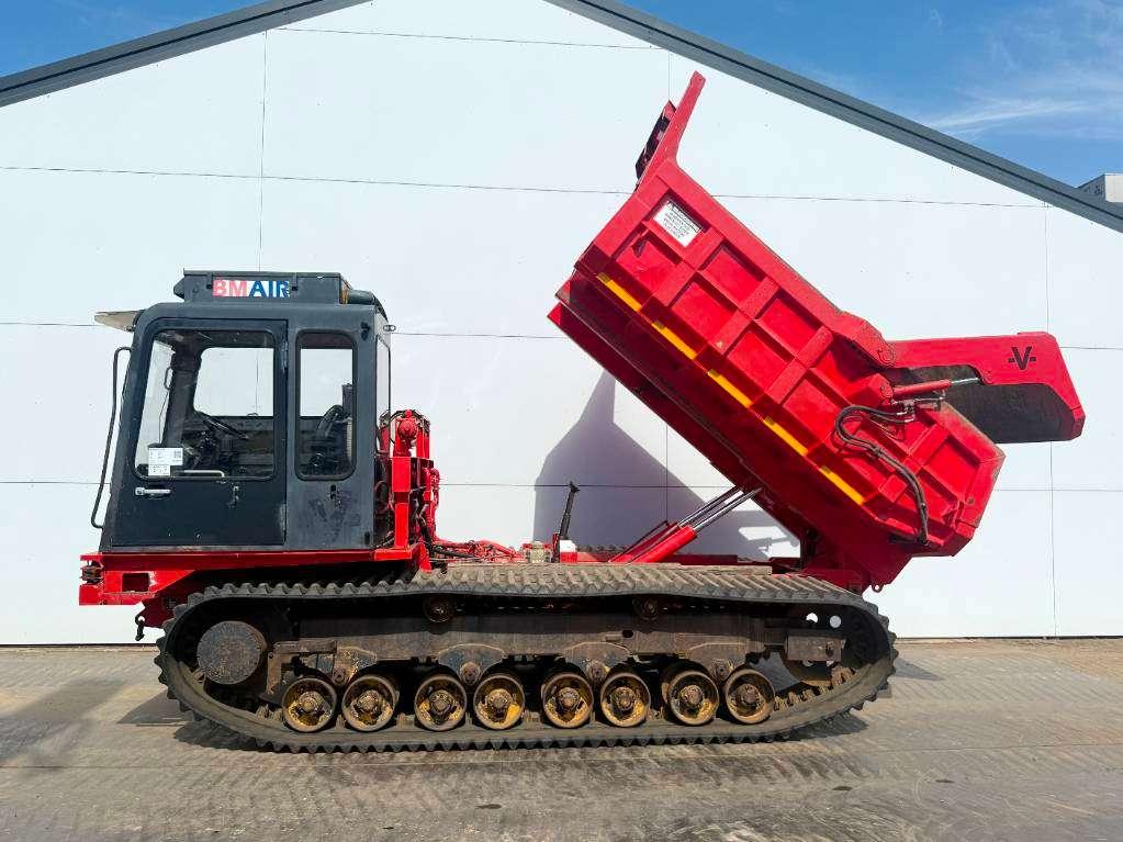Mitsubishi LD700 - Dutch Machine / Pressurised Cabin Photo 2