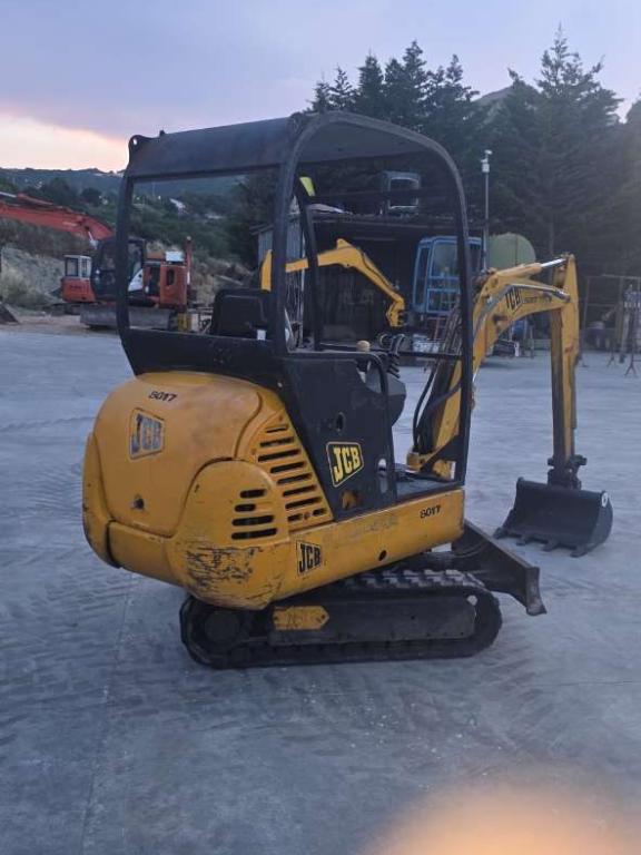 JCB 8017 Photo 5