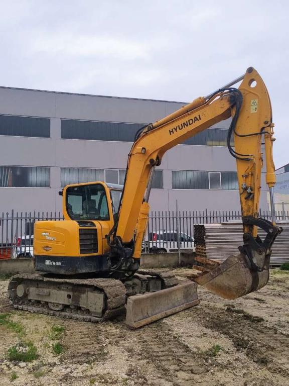 Hyundai 80CR-9A Photo 5