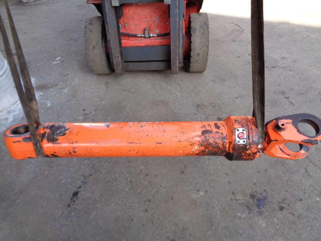 Lifting piston for Fiat Hitachi W 170 Photo 3