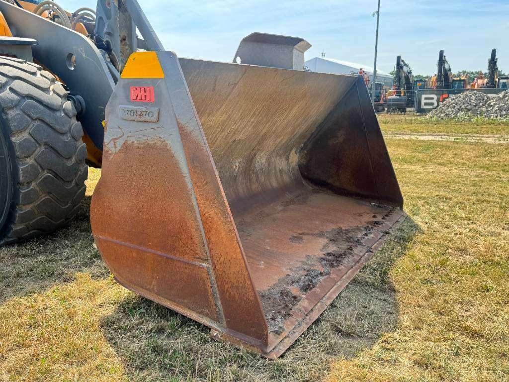 Volvo L220H - Automatic Greasing / Quick Coupler Photo 19