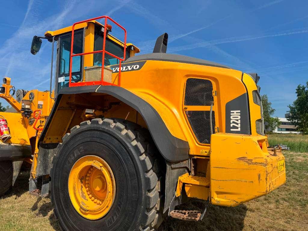 Volvo L220H - Automatic Greasing / Quick Coupler Photo 26