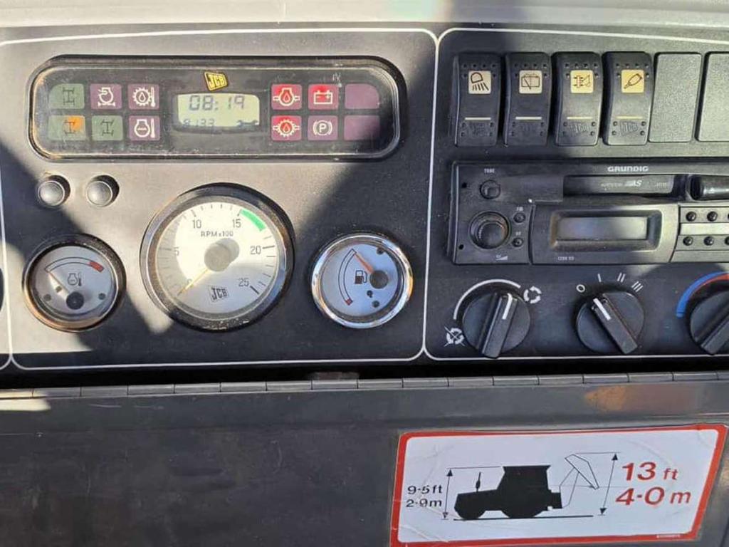 JCB 4CX Photo 24