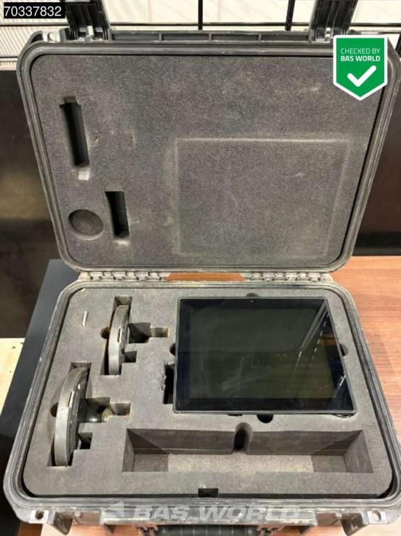 Volvo 1 - GPS tracking system for sale in Veghel by BAS World B.V.