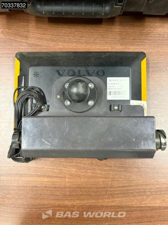 Volvo 1 Photo 5